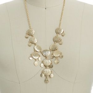 BANCROFT
Leighton Metal Bauble Necklace